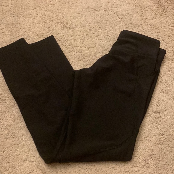 NWOT Size Large (10-12) Old Navy Active Powersoft Black Leggings - Picture 1 of 4